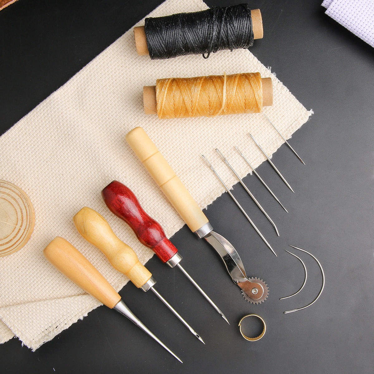Ensemble de couture en cuir, 1 - Leatherwork Thread avis et prix