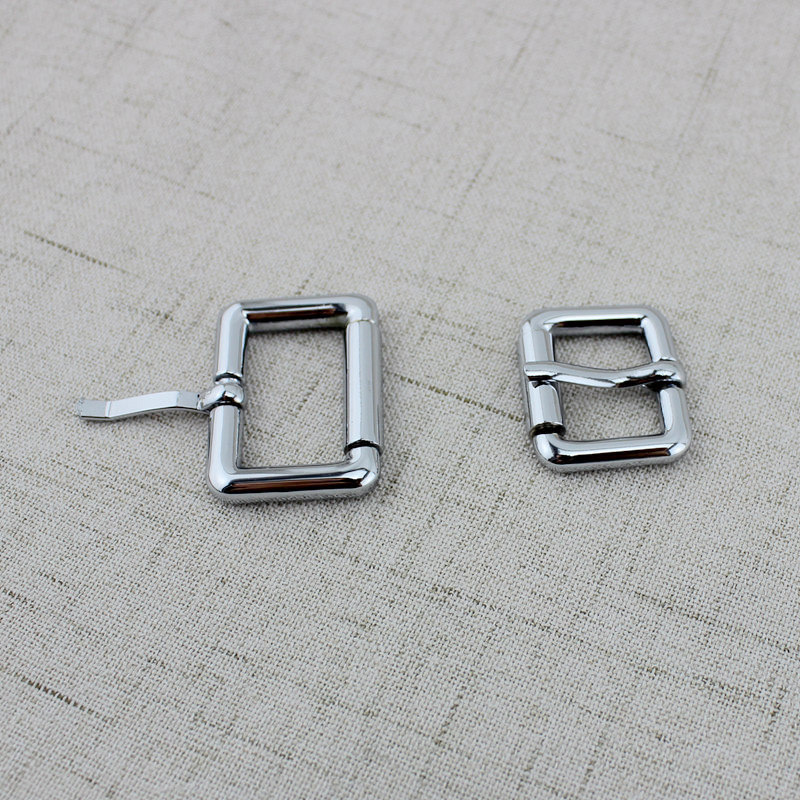 Rouleau en métal pour sac en c - Leatherwork Hardware avis et prix